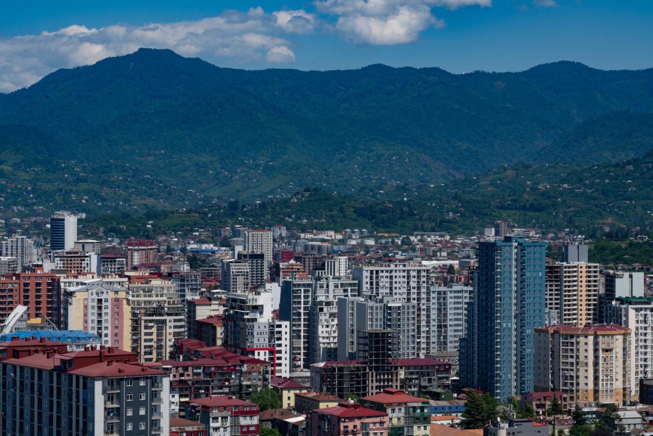 Apartamento Sea Breeze In Batumi Exterior foto