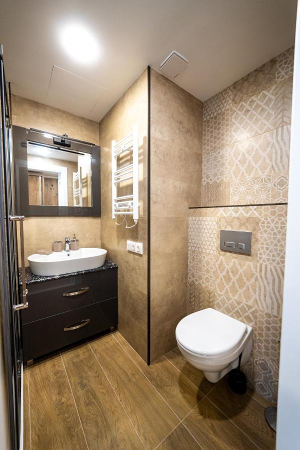 Apartamento Sea Breeze In Batumi Exterior foto